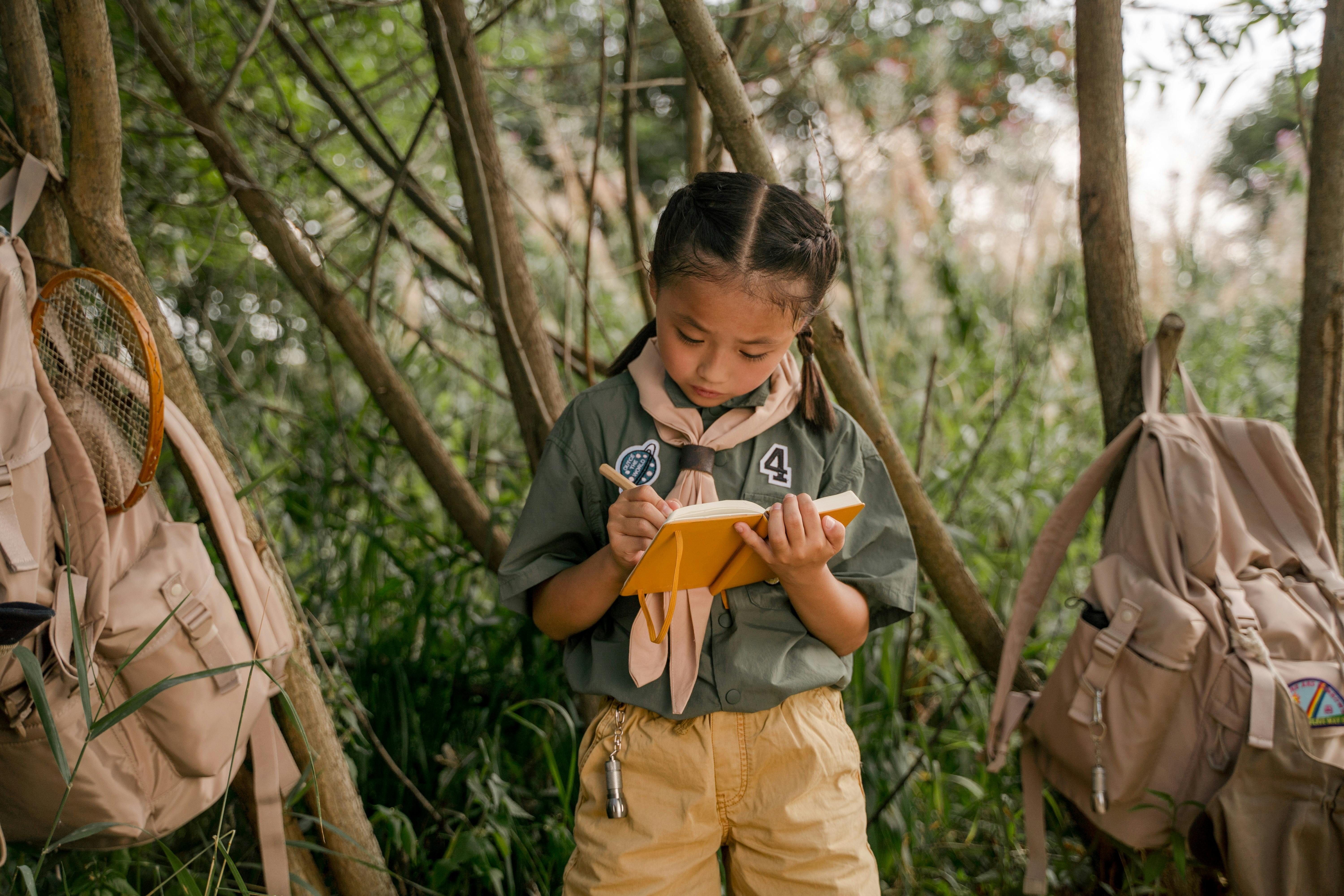 girl reading